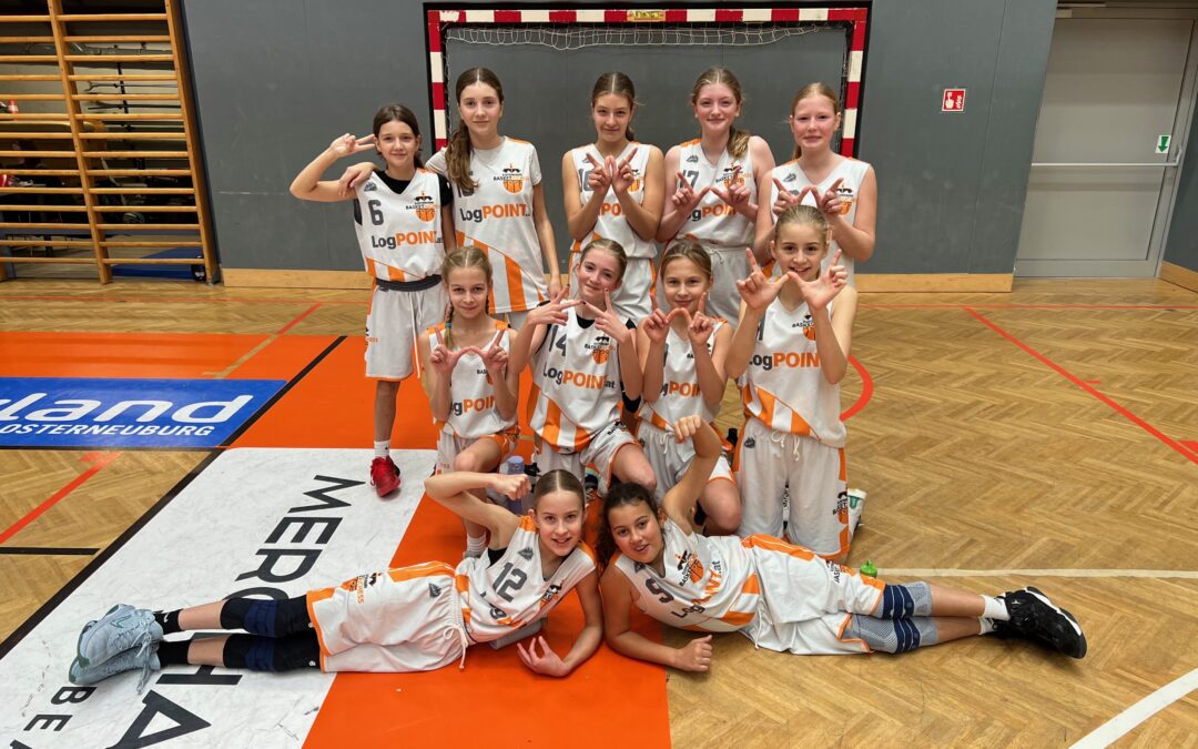 Die WU14 Orange setzen sich gegen die Blue Devils durch