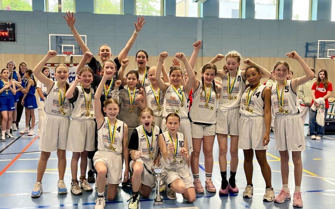 Unsere WU12-Mädels krönen sich in einem packenden Finale sensationell zu Niederösterreichischen Meisterinnen