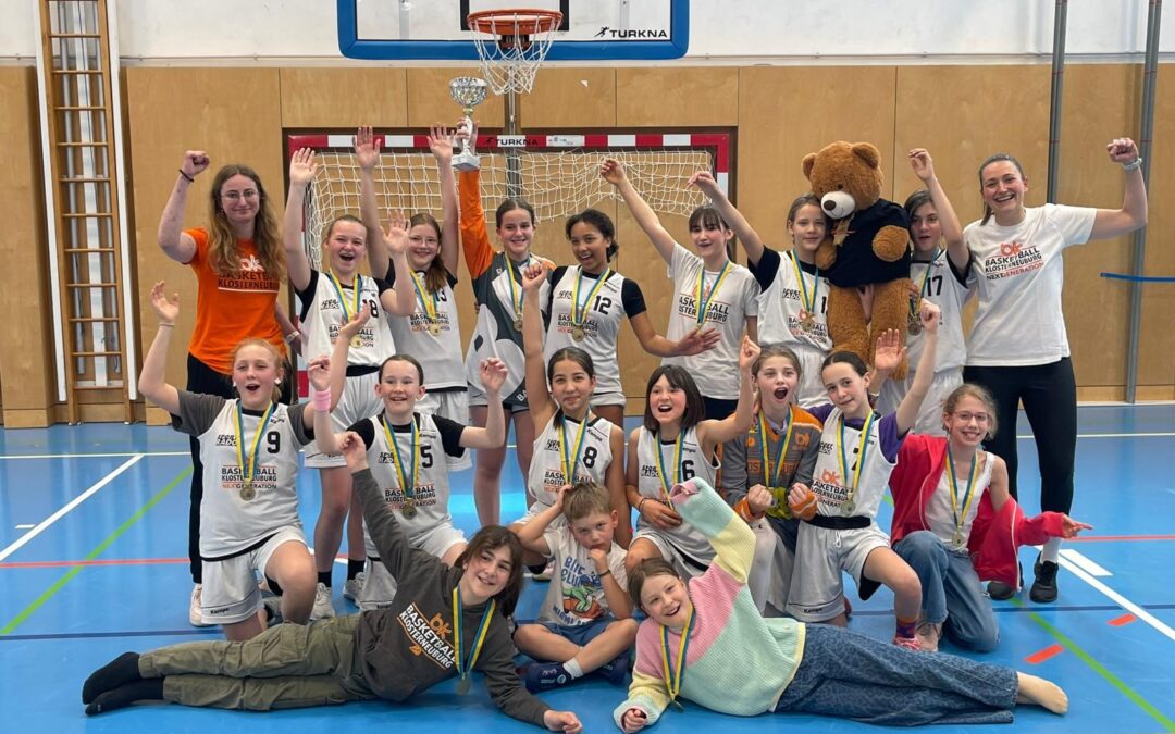 Auch für unsere WU12 leuchtet der Meistertitel nach einer “Perfect Season”