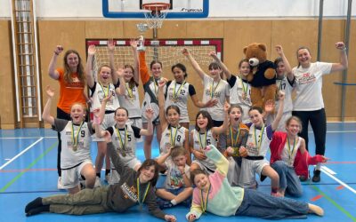 Auch für unsere WU12 leuchtet der Meistertitel nach einer “Perfect Season”